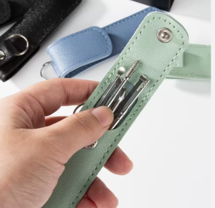 6 pcs EAR cleaning kit