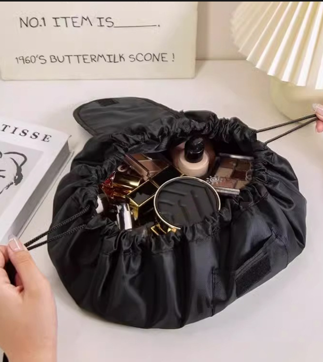 QuickDraw™ Magic Makeup Bag