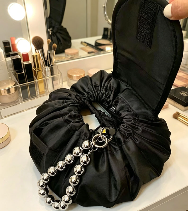 QuickDraw™ Magic Makeup Bag
